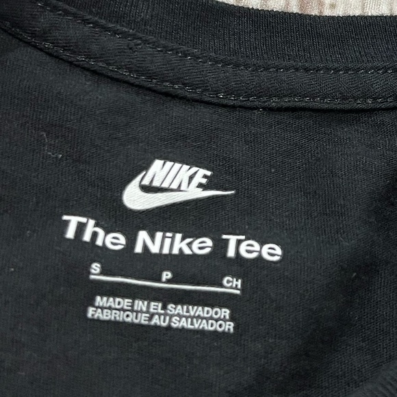 Nike Just Do It. Peace Sports The Nike Tee Footwear Sneaker Crewneck Tee Tshirt - Picture 4 of 4
